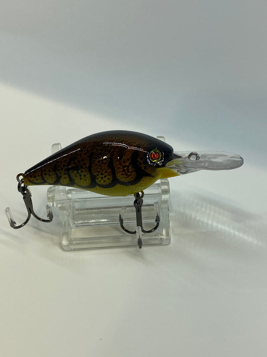 Scratch N Dent Medium Diver - Crawfish Yellow Belly